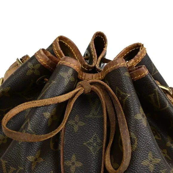 LOUIS VUITTON Petit Noe Drawstring Shoulder Bag Monogram Leather